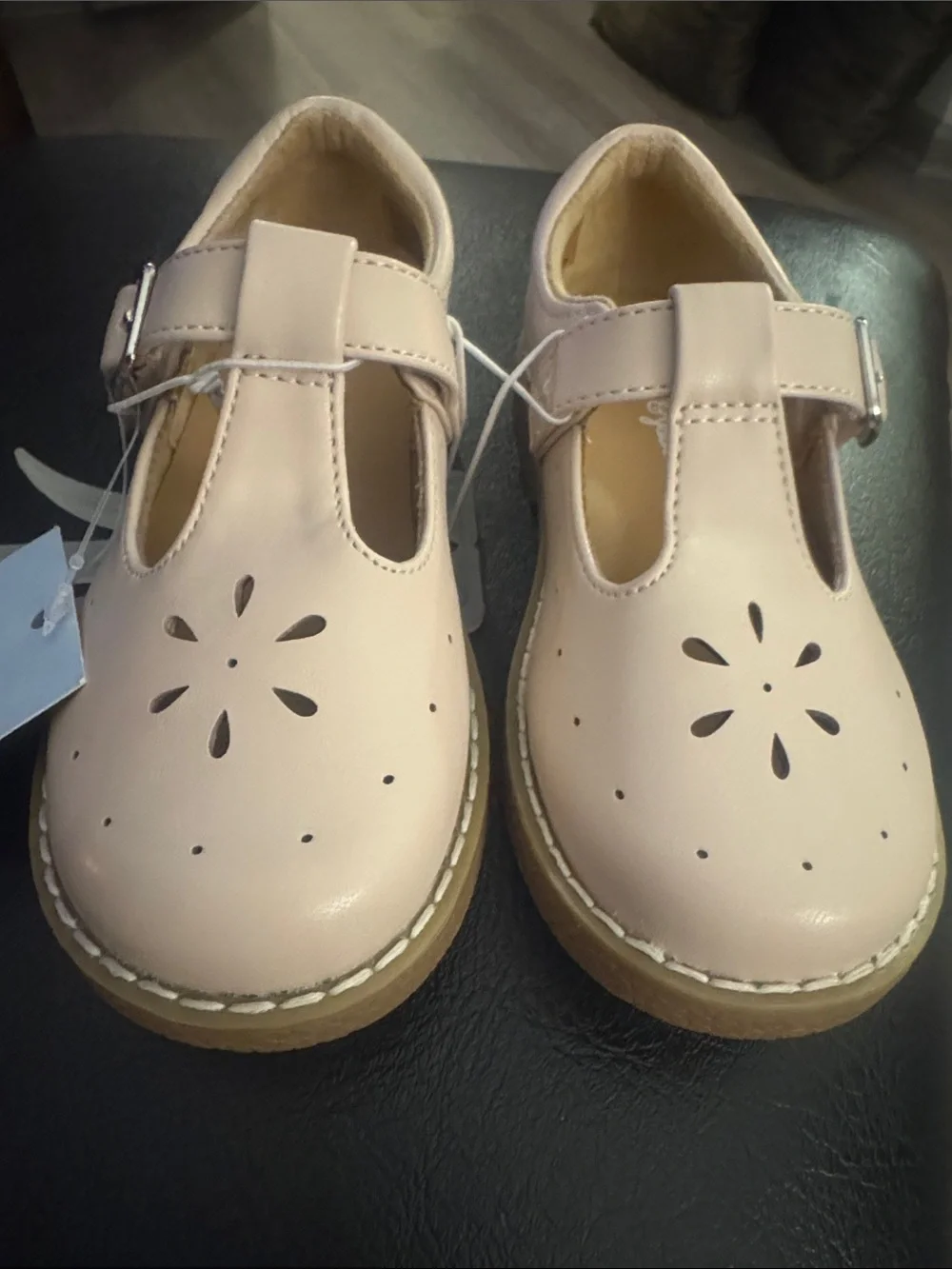 Cat and Jack 🙂 Classic Girls' T-Strap Mary Jane Shoes - Pale Pink🙂 Size 9T 🙂